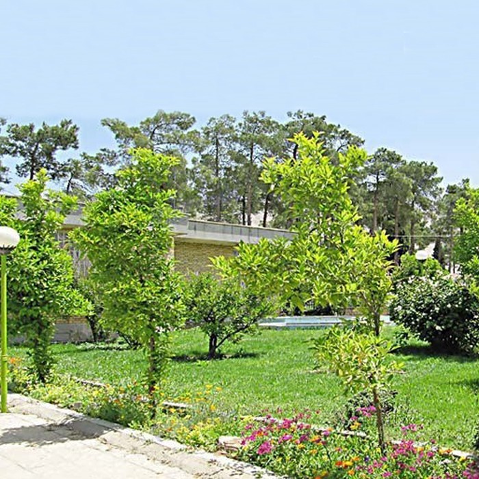 هتل جهانگردی فیروزآباد